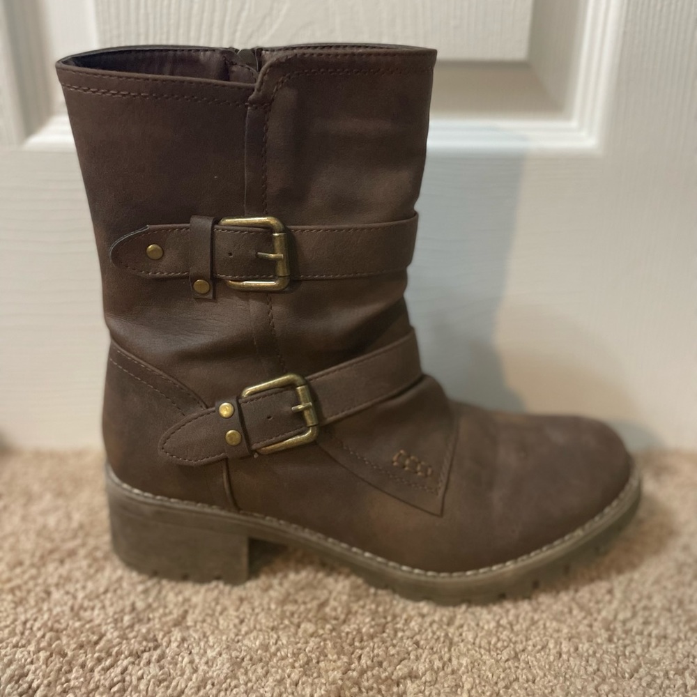Gobal Win Boots